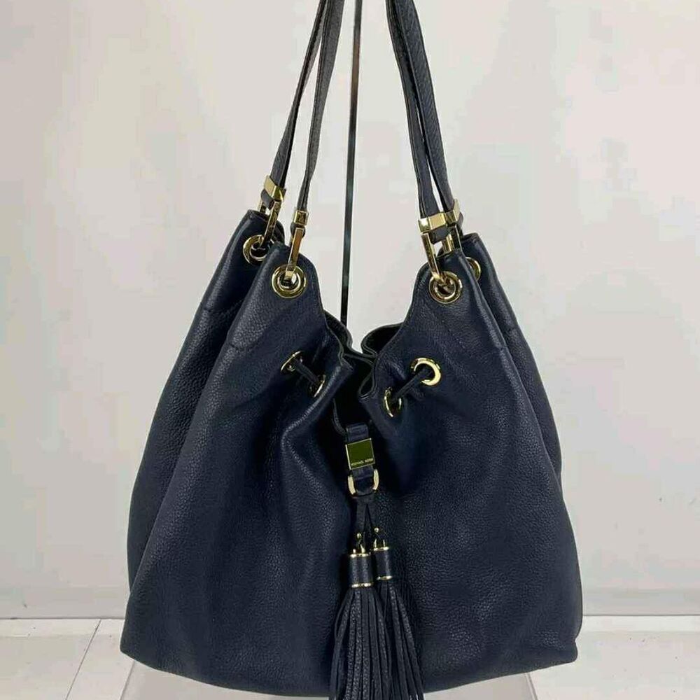 Michael Kors Mk Designer Camden Drawstring Bucket… - image 5